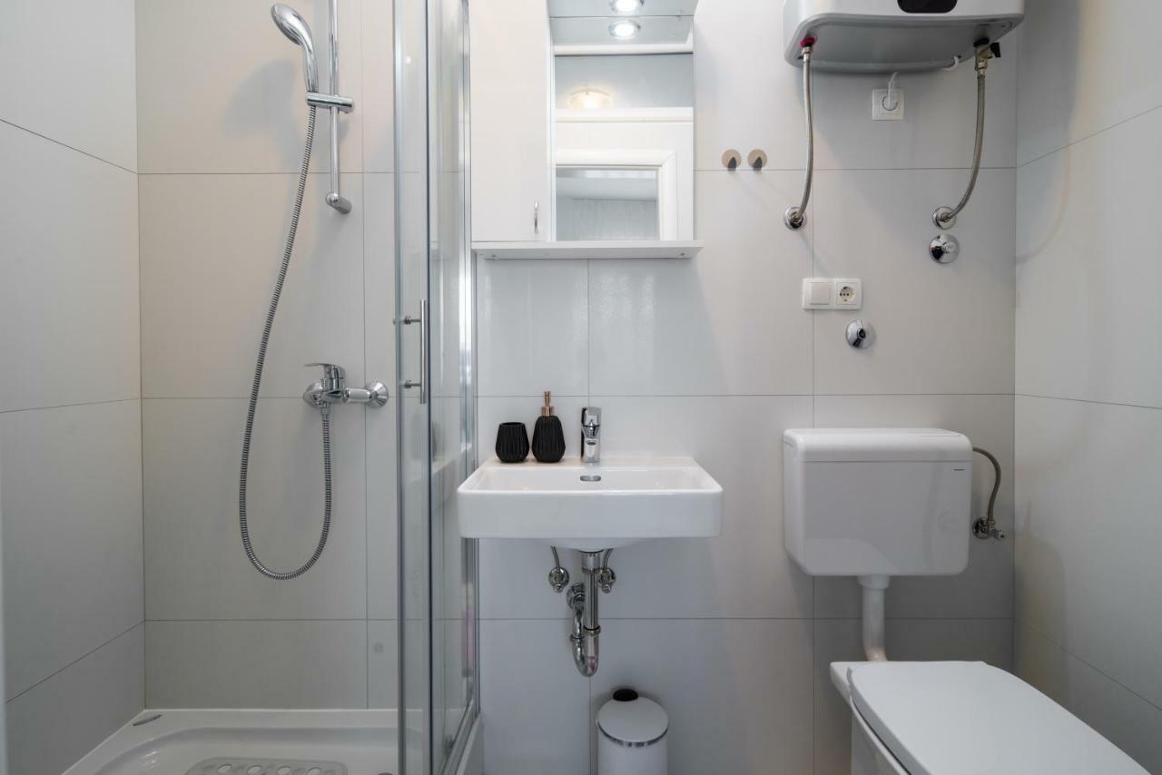 Lotus Apartman Сплит Экстерьер фото